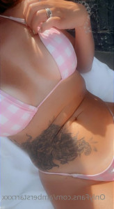 AMBER STARRXXX [ amberstarrxxx ] - DICK RATE OR CUSTOM VIDEO?🍒🙈 Ask me now xx