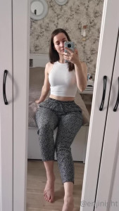 Enji Night [ enjinight ] - Do you like booty and soles? @u165498764