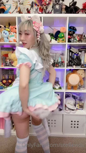 stellewds 🔞 [ stellewds ] - My size it s 35  feet from a princess  touching myself whit my legs