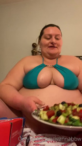 ivannabbw - It s the weekend and I need a bit of   fun at this very moment  cum