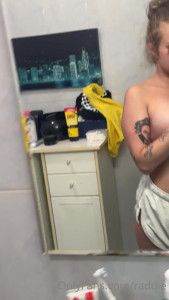 Raddie llod [ raddie ] - I m waiting for your message to have fun