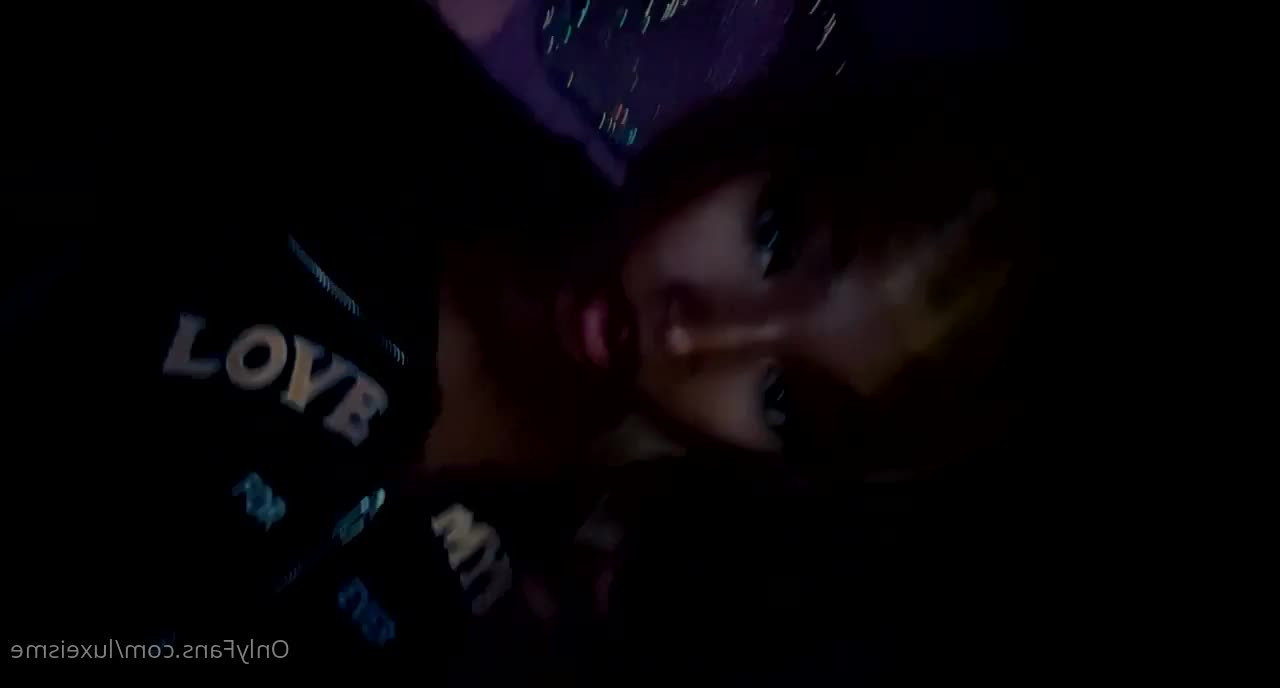 Famousluxe [ luxeisme ] - About last Halloween🤪 riding a dildo;) in my custume🥳 - ePornLeak