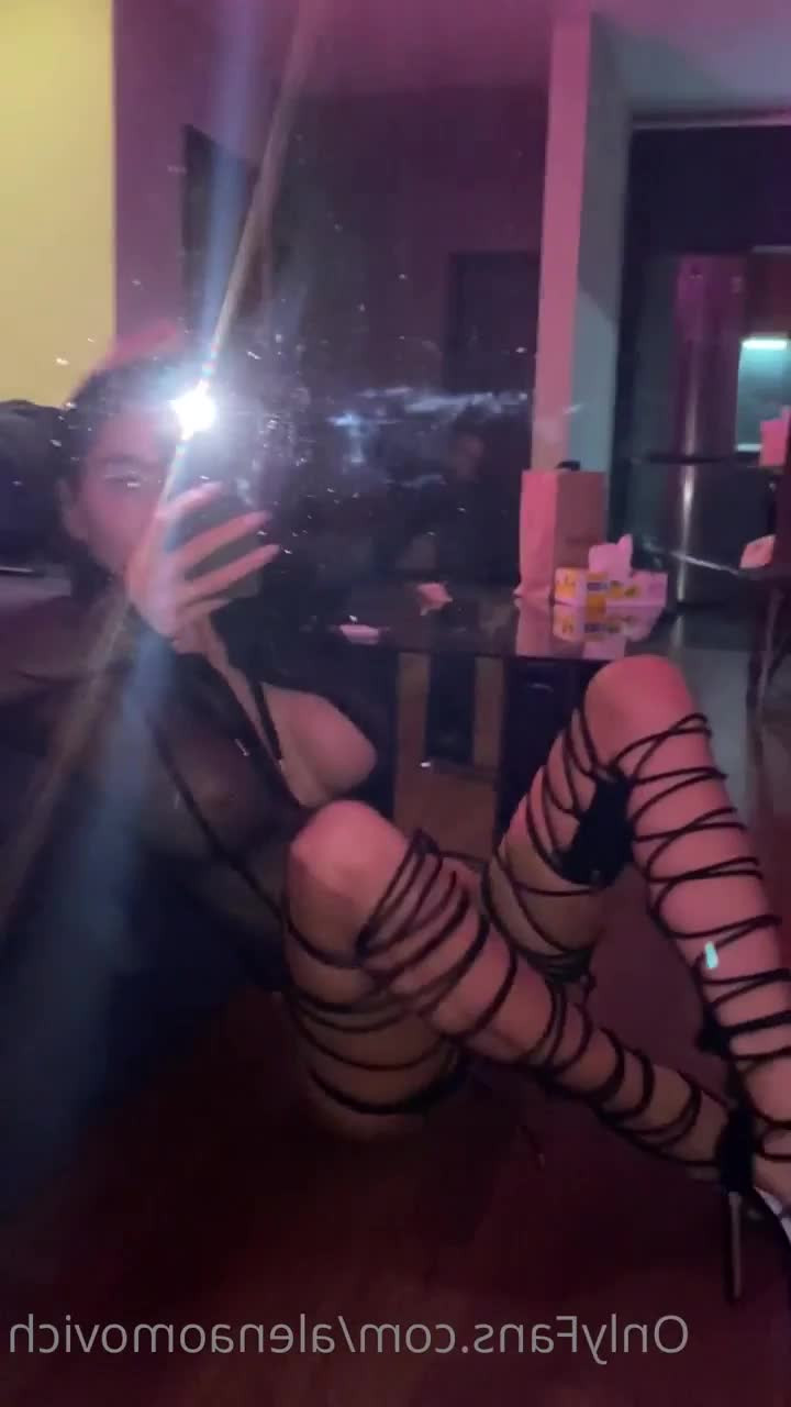 💣 𝘼𝙡𝙚𝙣𝙖 💣 𝙩𝙖𝙩𝙩𝙤𝙤𝙚𝙙 𝙢𝙤𝙙𝙚𝙡  😈 [ alena_omovych ] - Just some silly Tik Tok stuff that got banned in TikTok 🤷‍♀️ - ePornLeak
