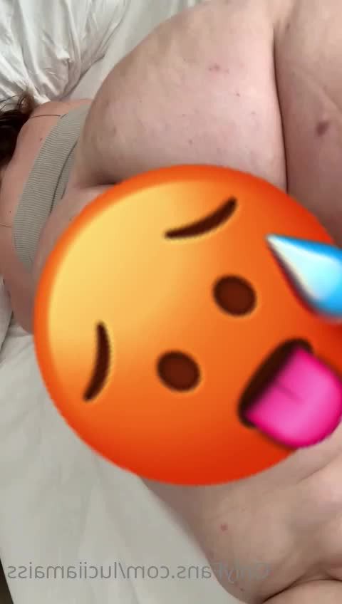 LUCIA mami🍑🤯🔥 [ luciiamaiss ] - Wassup bb - ePornLeak