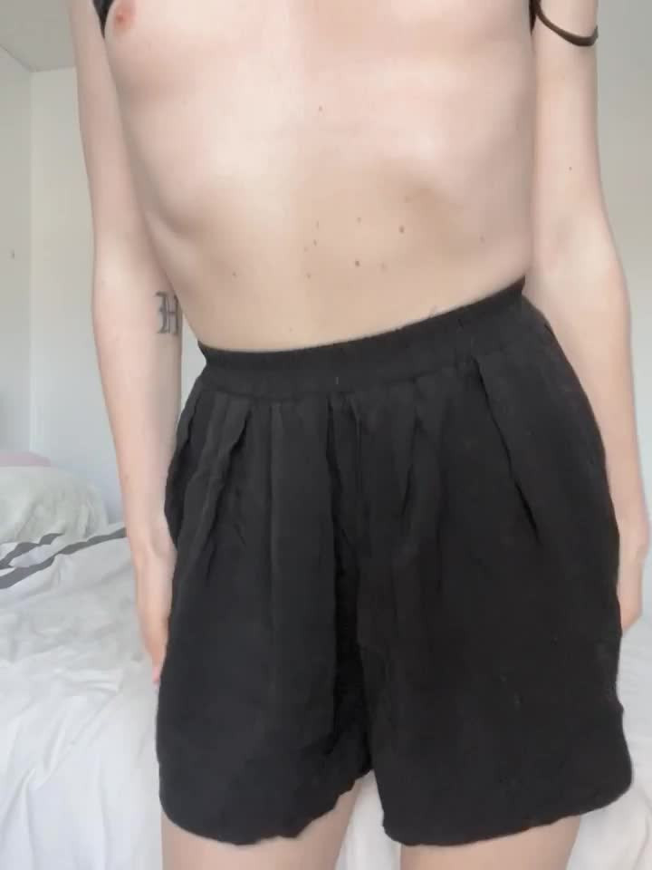 Taylor Maxx [ taylormaxxts ] - Join my paid if you d like to see me drink my juices    ari_berry23 - ePornLeak