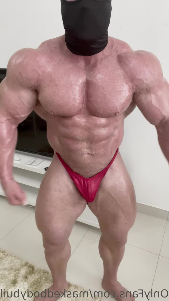 Maskedbodybuilder VIP [ maskedbodybuildervip ] - Like how my ass jiggles when I ride  daddy  You can see just how wide - ePornLeak