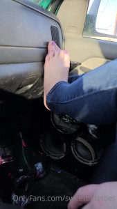 Sweetbluetoes - What are you up to this weekend?