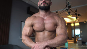Boy Muscle Brazil [ boymusclebrazil ] - Just so kissable