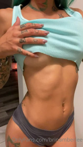 brinamberlee - Do you all want to come chat with me tonight? Shall we do a live Q