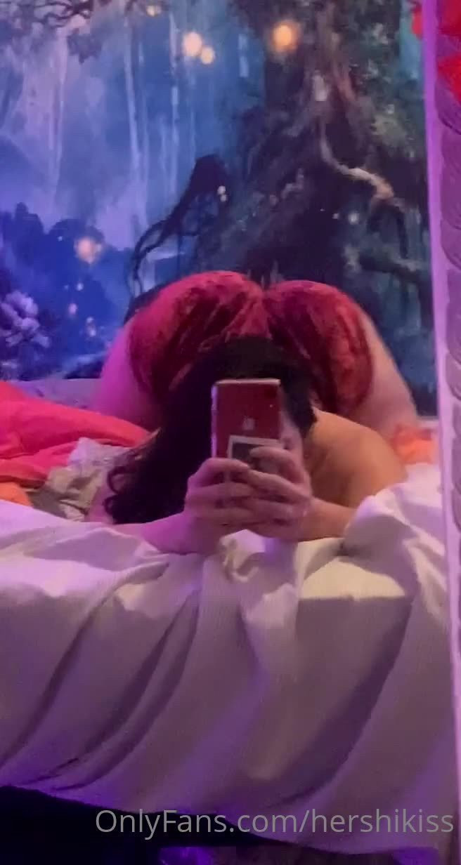 Susannah [ hershikiss ] - I m available for anything today  Hmu - ePornLeak