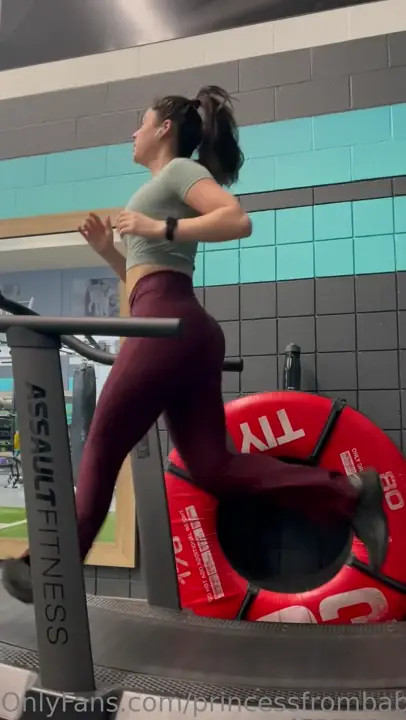 PrincessFromBabylon Running In The Gym - ePornLeak