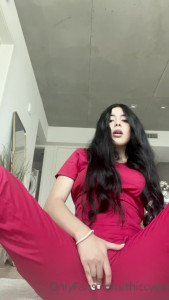 THICCYVAL 🐻 [ thiccyval ] - I don’t know which second from that scene gets my cock harder every