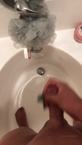 Ts Nicole Milania [ tsnicolemilania ] - Lichtenstein Penis Painting: Look Mickey I Hooked A Big One - May 11,