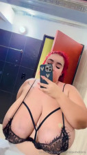 Andreaxmelons Showing Their Giant Boobs