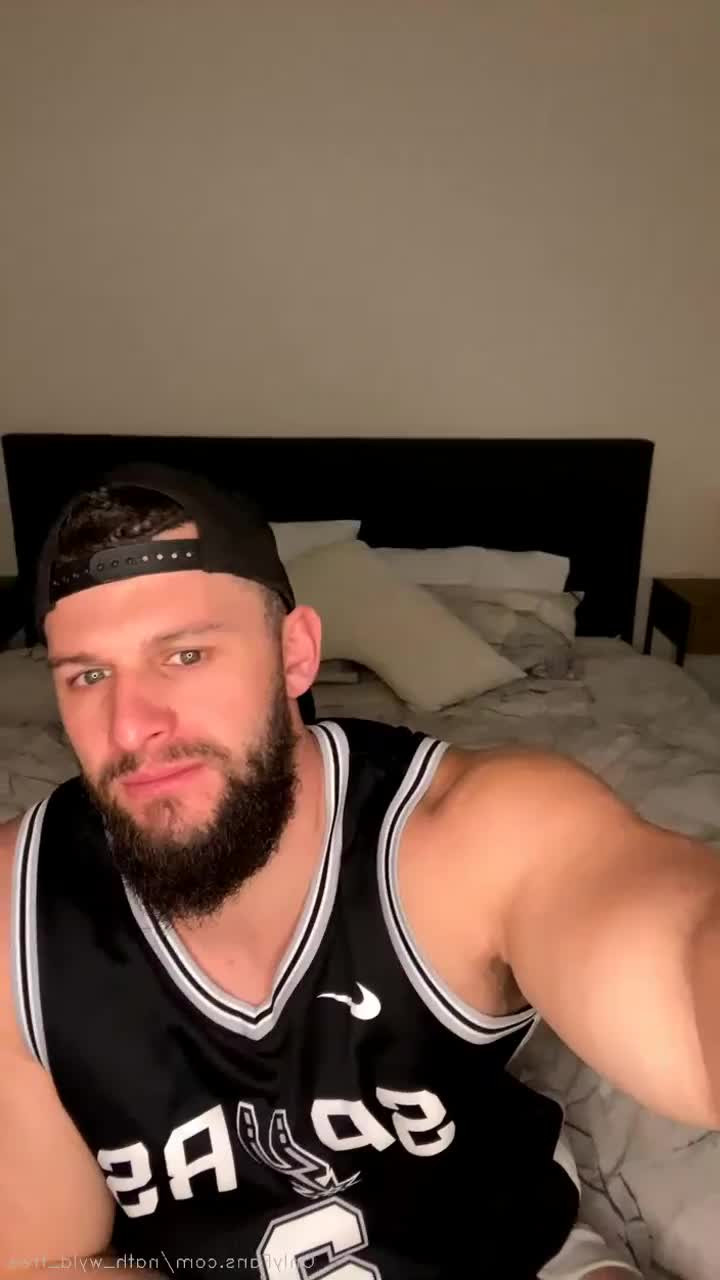 Nath wyld free [ nath_wyld_free ] - I think I need to film a strip tease in these bottoms - ePornLeak