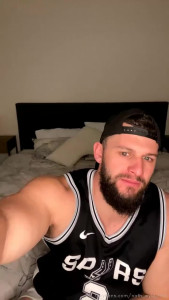 Nath wyld free [ nath_wyld_free ] - I think I need to film a strip tease in these bottoms