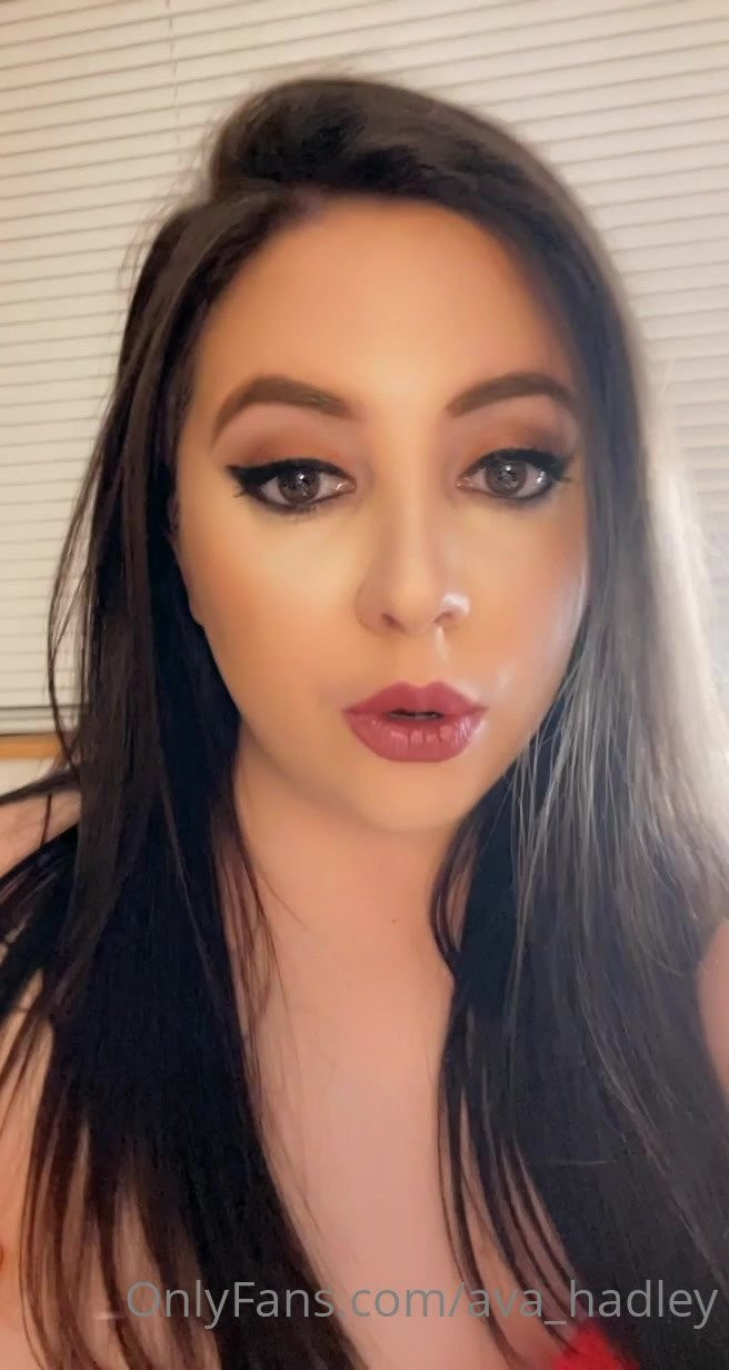 Princess Ava  #1 Homewrecker on OnlyFans [ ava_hadley ] - I see you looking while we watch tv  Make your move - ePornLeak