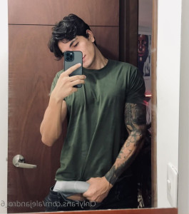 Alejo Pino [ hotalex6 ] - Don't you just wanna grab my cheeks and put your face between my pale