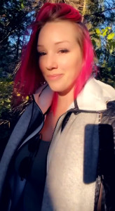 Sofia Sunshine ☀️ SEXT ME! [ xsofiasunshine ] - Ella es un poco tímida por eso aún no se deja ver