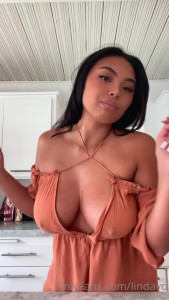 🥟Linda Vo [ lindavo ] - RoXXXy   roxxyro Hello bby   I invite you to watch my hot content 