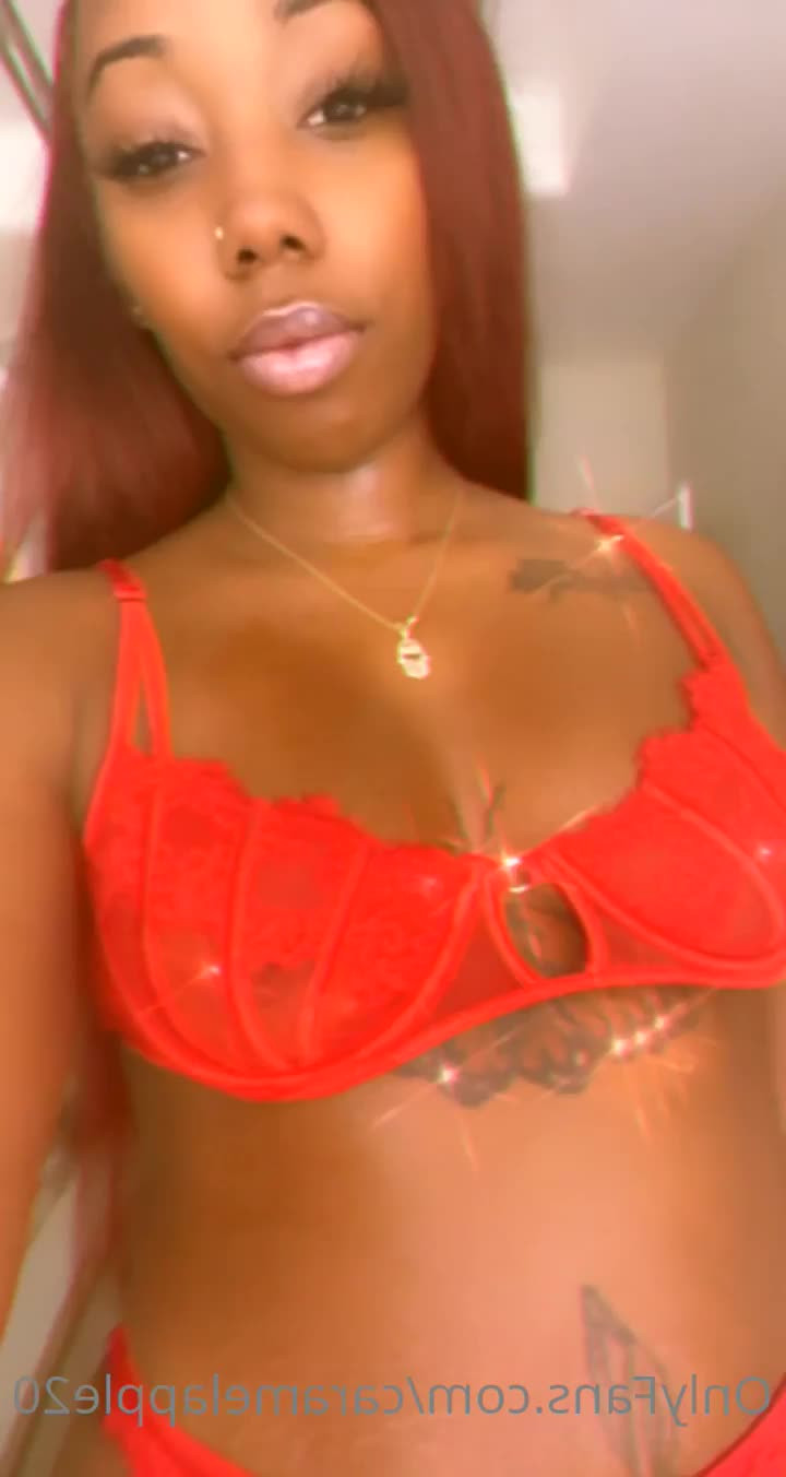 Caramelapple20 - What do you prefer? - ePornLeak