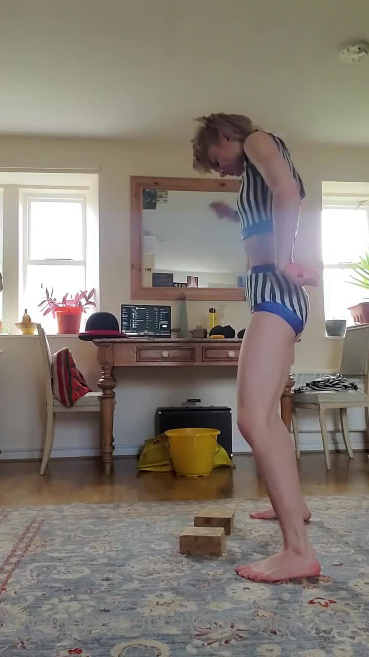 Heidi Clunge [ rudecrudenlewd ] - A little teaser of the sexy shower video I’m editing 💦💦 - ePornLeak