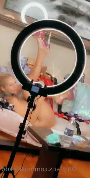 MiaKinkDD - tell me your ideas.. - ePornLeak