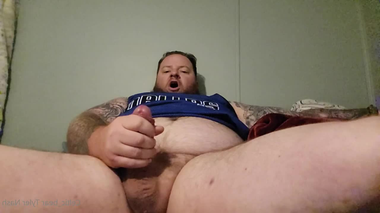 Tyler Nash [ celtic_bear ] - FaceTiming with Tazia - ePornLeak