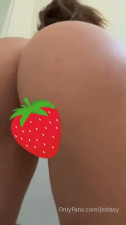 Jostasy Bares Plump Ass While Pussy Gets A Berry Block