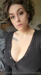 Alix Mercury [ alixmercury ] - All videos and photos bought by the 28th will receive a free surprise