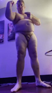 iHulkOut [ outihulk ] - QUICK POLL! 🖤🖤🖤  How did you find my OnlyFans 😘?