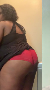 ThickkBeauty 🍑💋 [ thickkbeauty ] - Red red red