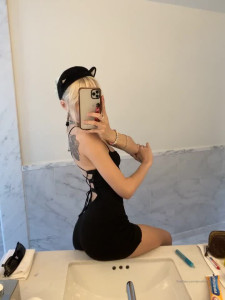 Jennifer Check [ jenniferchexk ] - Which one do y all like best