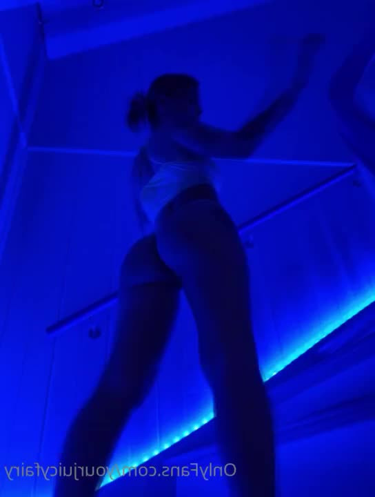 Vilde🐉 [ freshfairyjuice ] - i m late on posts bb - ePornLeak