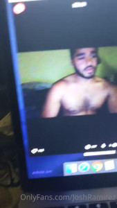 Josh [ joshramirez ] - Cleavage 🙈