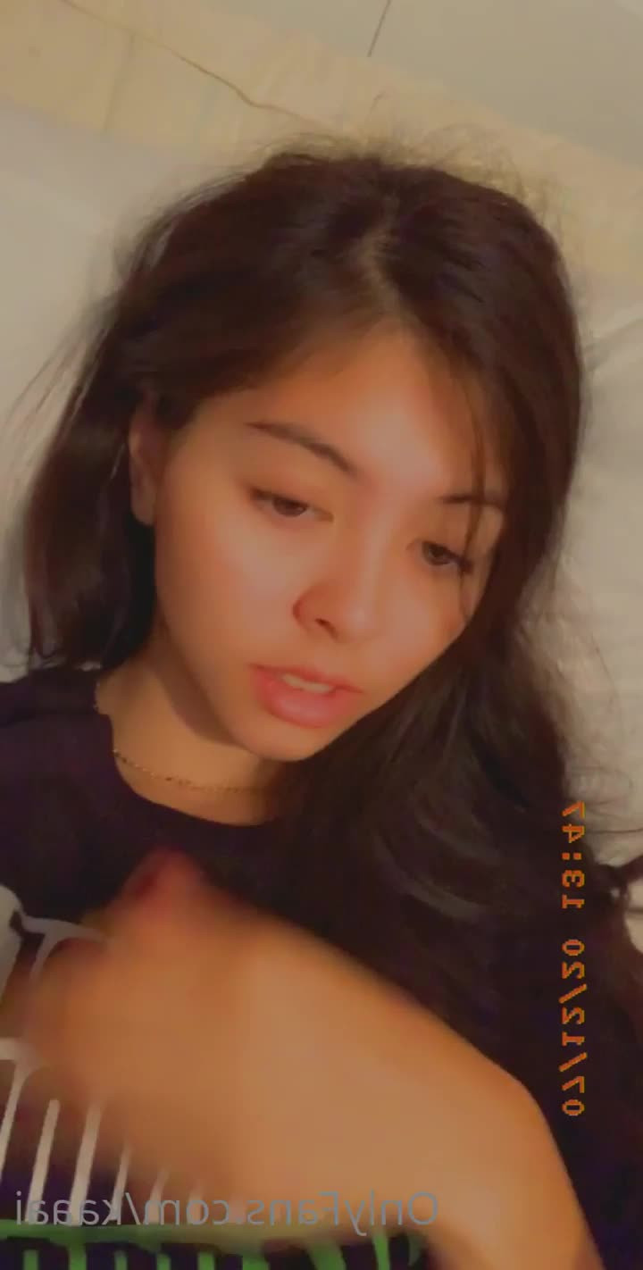 kai [ babyykaai ] - #Throwback to my first time ever using my wand 😂 my pussy looks so - ePornLeak