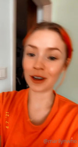 marilyn who🐬 FULL VIDS ON WALL 🦖 0% 🦞 [ marilynwho ] - tempted to grab a spooky lil  handful