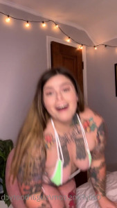Emma [ sugarbootycb ] - Woke up wet as fuck this morning 💦