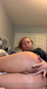 redheadqueenxoxo - Who wants me bent over like this and what would you do to me