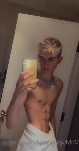 your Sasha🇺🇦 [ aleksandrramm ] - He gets so deep