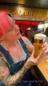 Griffon Ramsey [ griffonramsey ] - A good morning rub before work