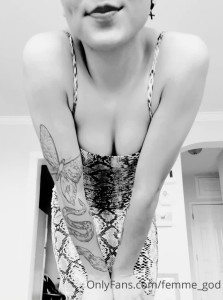 Femme God [ femme_god ] - Bite me 🫦