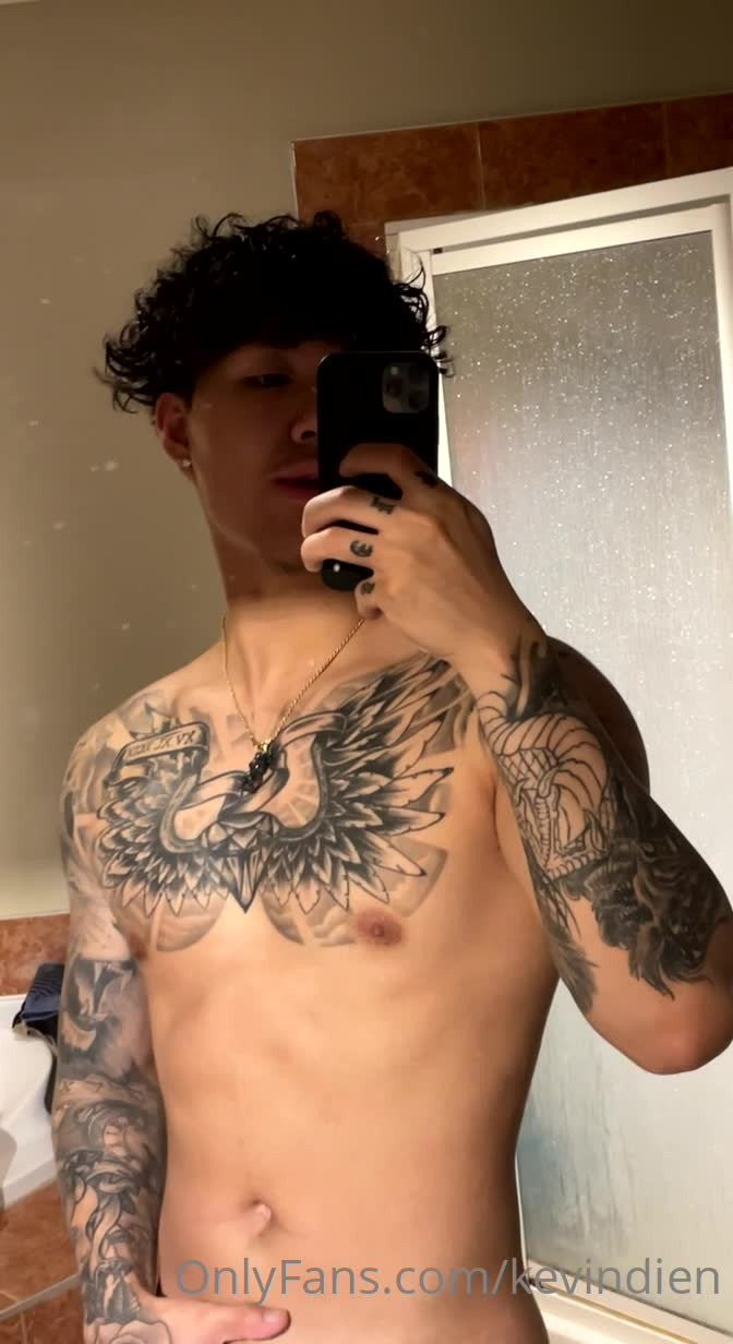 VietPapi [ kevindien ] - Late mutts  come and gimme head - ePornLeak