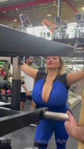 Olyria Roy [ olyriaroyfree ] - After enjoying the day at the cafe  maybe I d caught in an afternoon