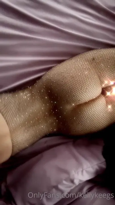 Kellykeegs Hot In Her Shimmering Fishnet Bodysuit - ePornLeak