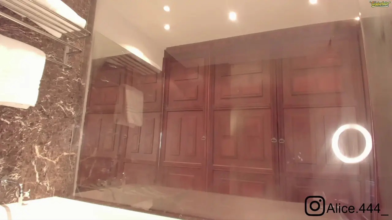Alice Practice Seduces You Naked In The Jacuzzi And In The Shower - ePornLeak
