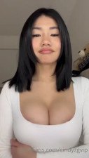 Cindyzgvip Flaunting Her Lovely Breasts