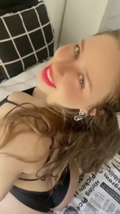Blonde Julia Zimmer7 With Her Buttocks Spanking - ePornLeak
