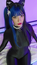 Pussycat Yuzu Pyon Flaunts Her Phat Ass