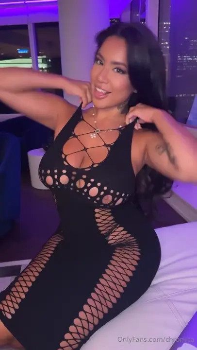 Chromita Teases Huge Tits In Sexy Dress - ePornLeak